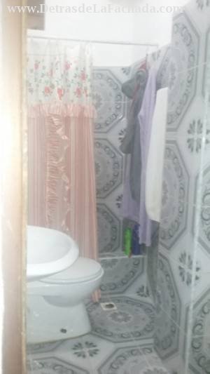 Calle 21 e/ 60 y 62 No.6016 bajos