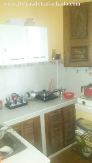 Calle 21 e/ 60 y 62 No.6016 bajos