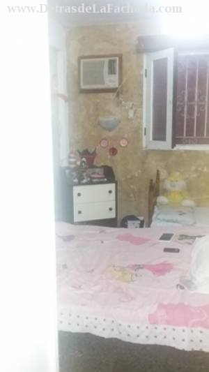 Calle 21 e/ 60 y 62 No.6016 bajos