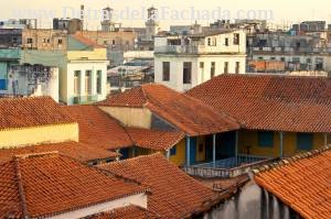calle Cuba entre calles Luz y Santa Clara