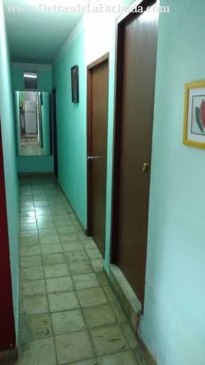 172 # 133  e/ 1ra y 5ta