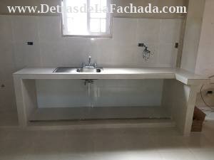 Infanta entre San Miguel y San Rafael