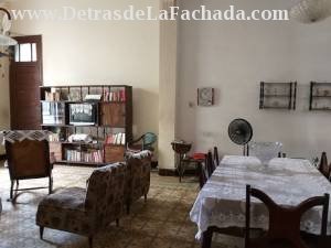 Cuarteles no.107 entre Compostela y Habana