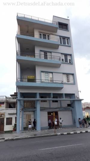 Malecón y 23, Vedado