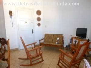 H nro 615 entre 25 y lindero