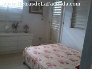 Room with access to terrace