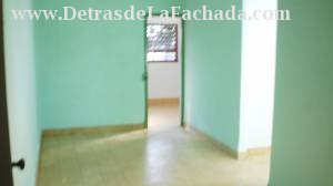 Calzada de Diez de Octubre, cerca del PolyCake.