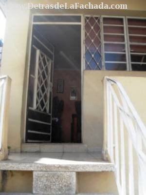 Staircase from the plant floor to 2 meters. sidewa