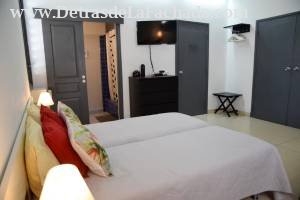 Calle 21 entre N y O Vedado