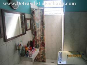 #6 apartment - bathroom