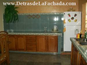 KITCHEN WITH THREE PLATEAUS, CEDAR CLOSET