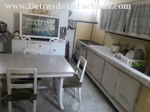 Los Maceo 161 entre San Pío y Gallo