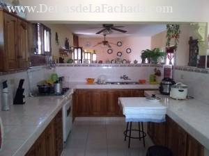 Ave 3rab # 14409 e/ 144 y 146