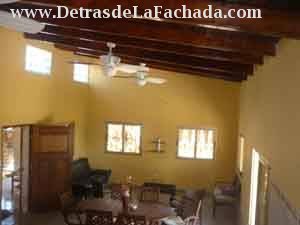 Salón de usos multiples. Ámplio y muy ventilado.