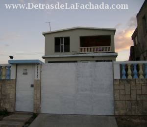 Entrance from the beach to the parking
