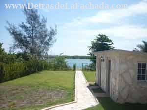 View from the terrace to the courtyard and the sea