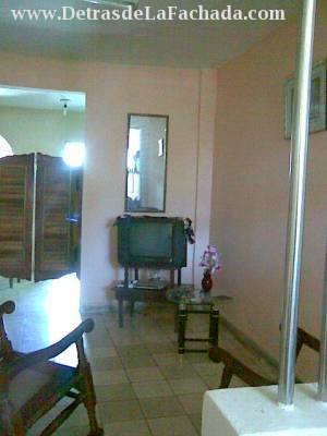 Calle 3era Reparto Varonia, # 9, entre 1 ra de Ramirez y Carretera de Vertiente