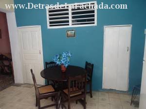 Tatan Méndez 12 (costado del Teatro Principal) e/ Padre Valencia y San Patricio