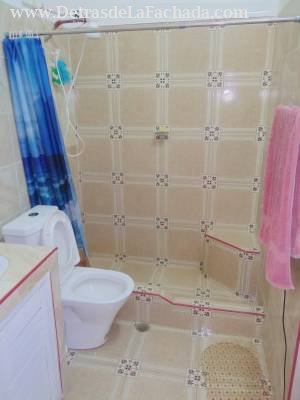 #73, calle 20 de Mayo % Bembeta y Honda. Centro del pueblo.