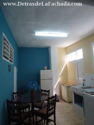 Tatan Méndez 12 (costado del Teatro Principal) e/ Padre Valencia y San Patricio