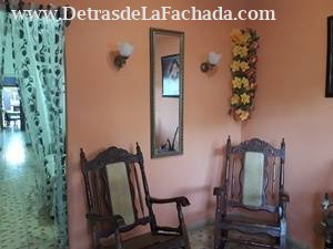 calle H # 123 entre: Simón Reyes y Maceo. Reparto 24 de Febrero.