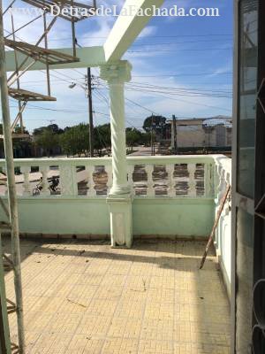 Avenida de las flores entre independencia y libertad