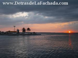 Muy proximo al hostal Plaza