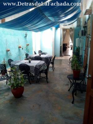 Avenida 52 #3717 e/ 37 y 39