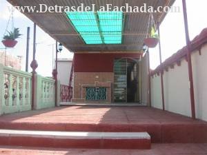 Ave 52 # 2113 e/ 21 y 23