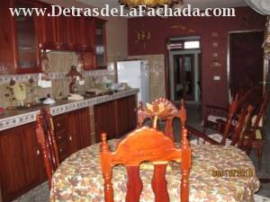 Ave 52 # 2113 e/ 21 y 23