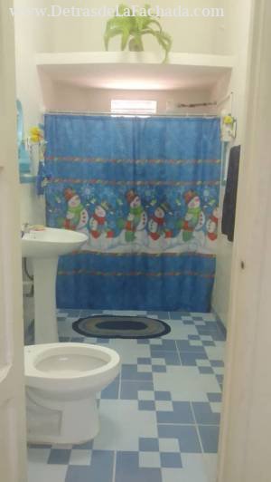 Calle 63 #202 entre 2 y 4 Cienfuegos, Cuba