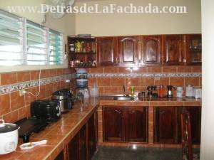 Calle 45 #3418 e/ 34 y 36 Cienfuegos