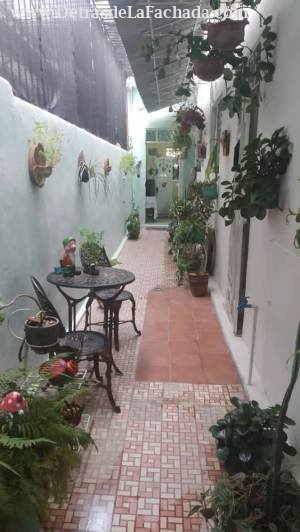 Calle 63 #202 entre 2 y 4 Cienfuegos, Cuba