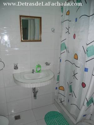 Calle 45 #3418 e/ 34 y 36 Cienfuegos