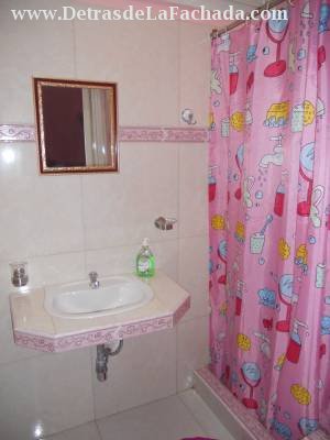 Calle 45 #3418 e/ 34 y 36 Cienfuegos