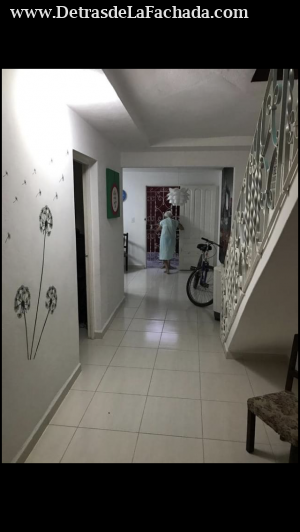 Calle 3 Número 344, e/ 26 y 28, Camilo Cienfuegos, BAYAMO