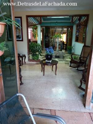 MACEO 189 ENTRE SOL Y LOMA