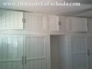 CLOSET DE UN CUARTO