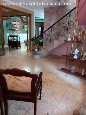 MACEO 189 ENTRE SOL Y LOMA