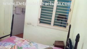 Calle Francisco Vicente Aguilera no. 106 entre Marti y M. Corona