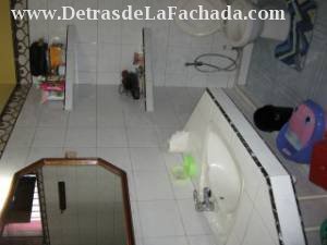 Calle cuba,239 entre Maceo y libertad