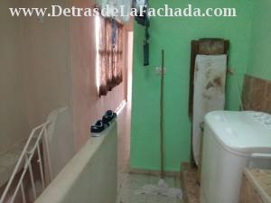 Calle A No 12 altos  entre libertad y maceo.Holguin