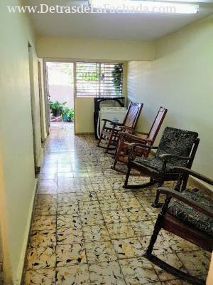 Loynaz Hecharria #30 Reparto Harlen