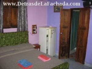 Calle cuba,239 entre Maceo y libertad