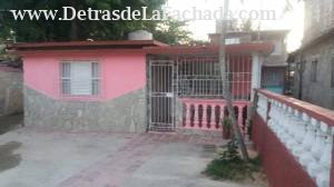 Calle 21 #27%28 y 22 Nuevo Llano cerca de la rotonda
