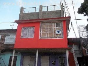 Calle 1 número 13altos entre 13 y14 Rpto Pedro Días Coello,a 2cuadras de hotel el bosque