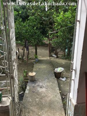 Calle Fomento 352, entre Peralejo y Angel Guerra, Holguin