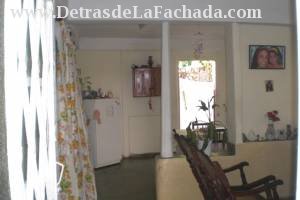 Calle  4 e/t E y D, Micro 70, Nueva Gerona
