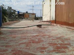 casa altos 4/4,hall,cisterna,placa libre.Casco Historico.Habana Vieja(i1a55)