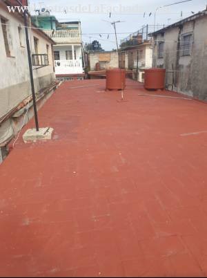 A 3 cuadras de 124 y 35